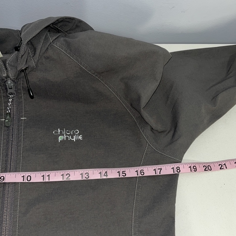 Chlorophylle Lightweight Jacket - Picture 12 of 13